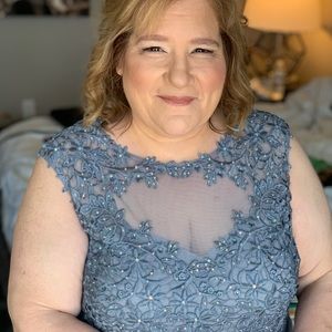 Meet your Posher, Ellen